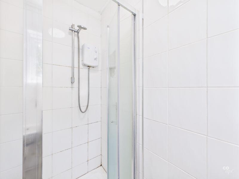 Shower - Gnd. Fl.