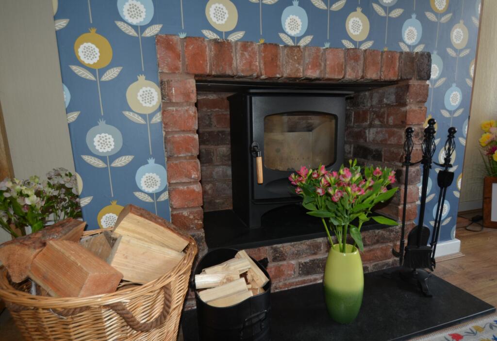 Log burner