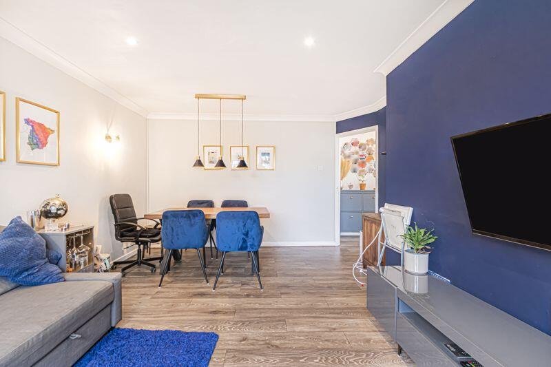 Living / Dining Area