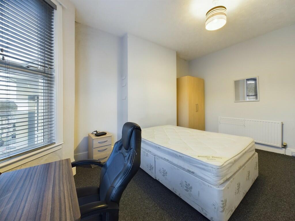 CAM03974G0-PR0066...