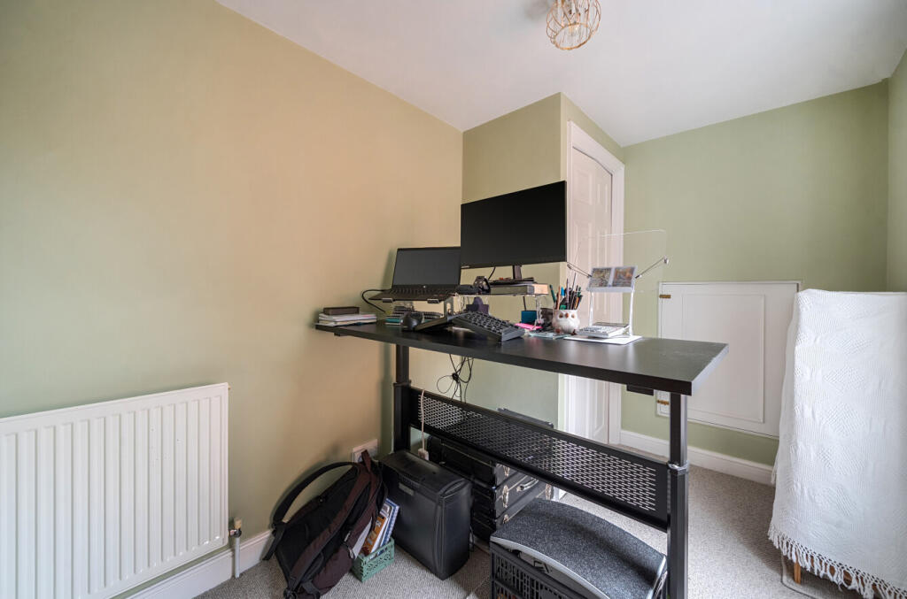 1380347-9-69145dd...