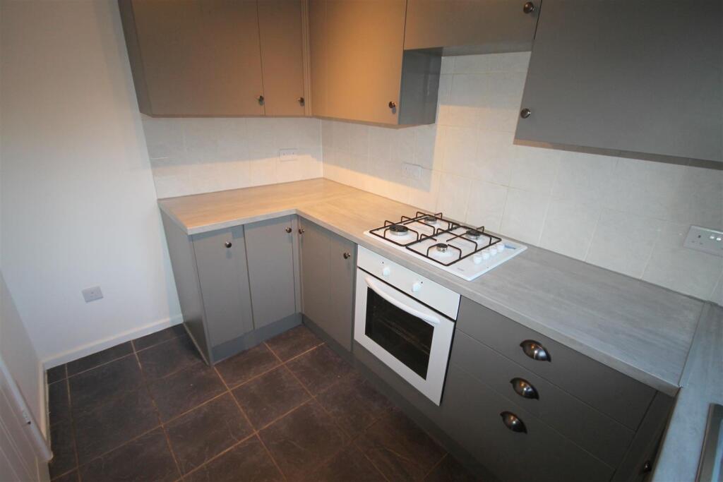 CB Kitchen i.JPG
