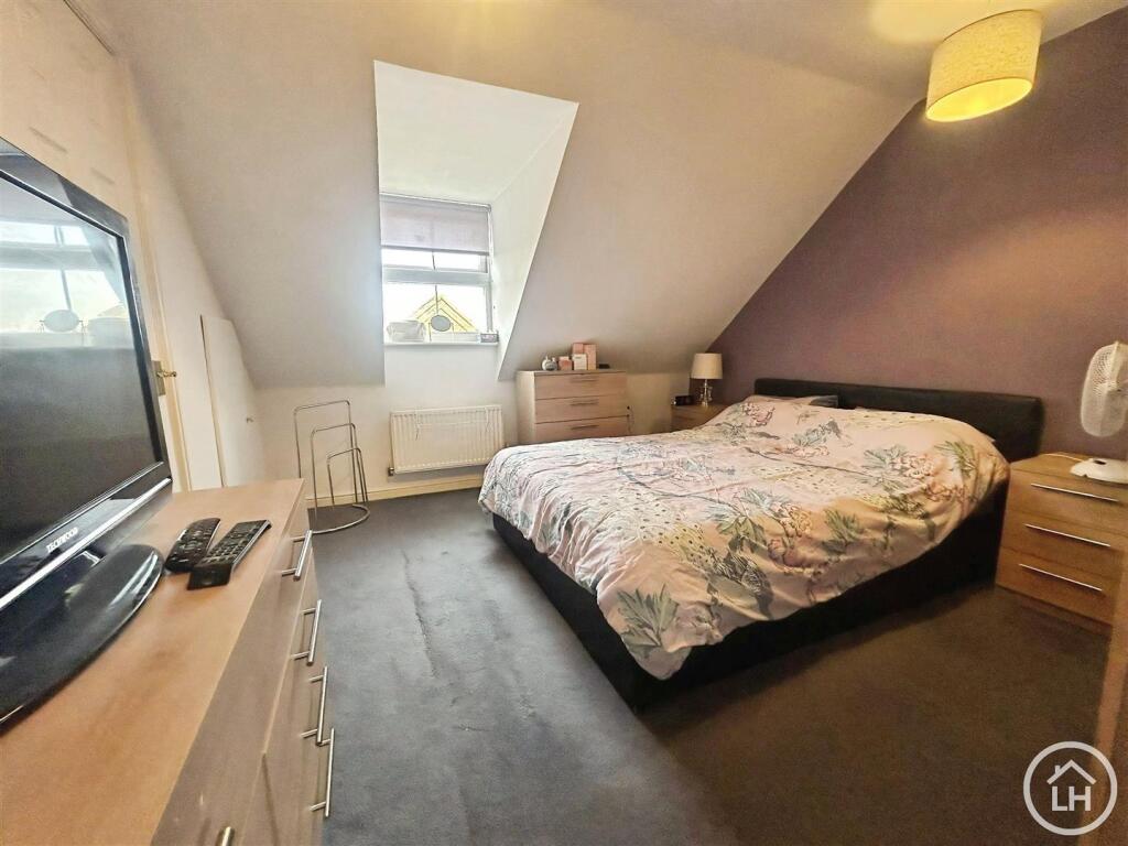 Bedroom One (With En-Suite)