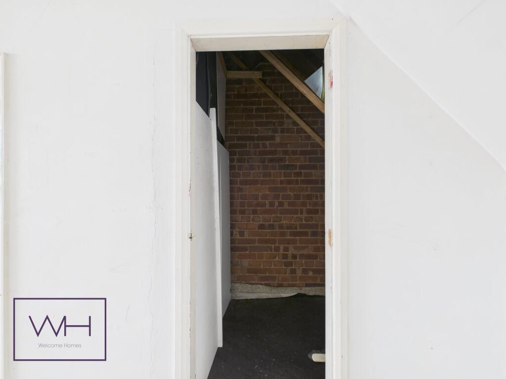 CAM03785G0-PR0312-ST