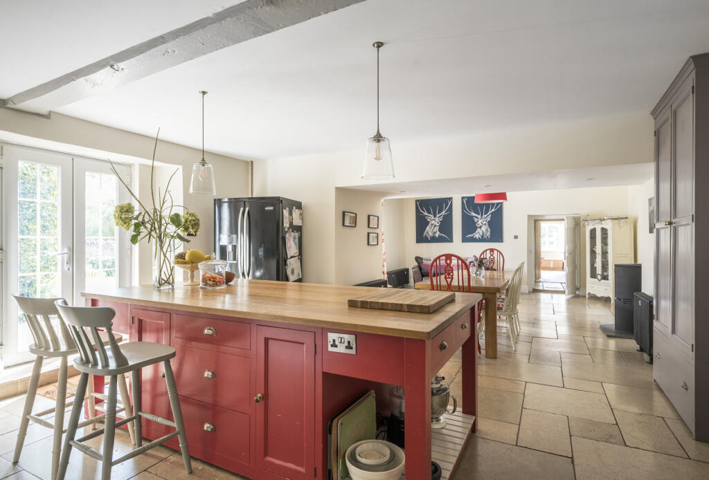 38-6819d97d68c78-...