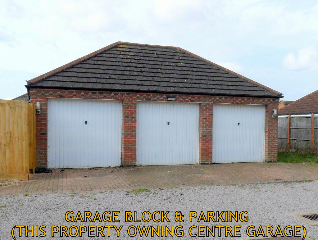 GARAGE BLOCK