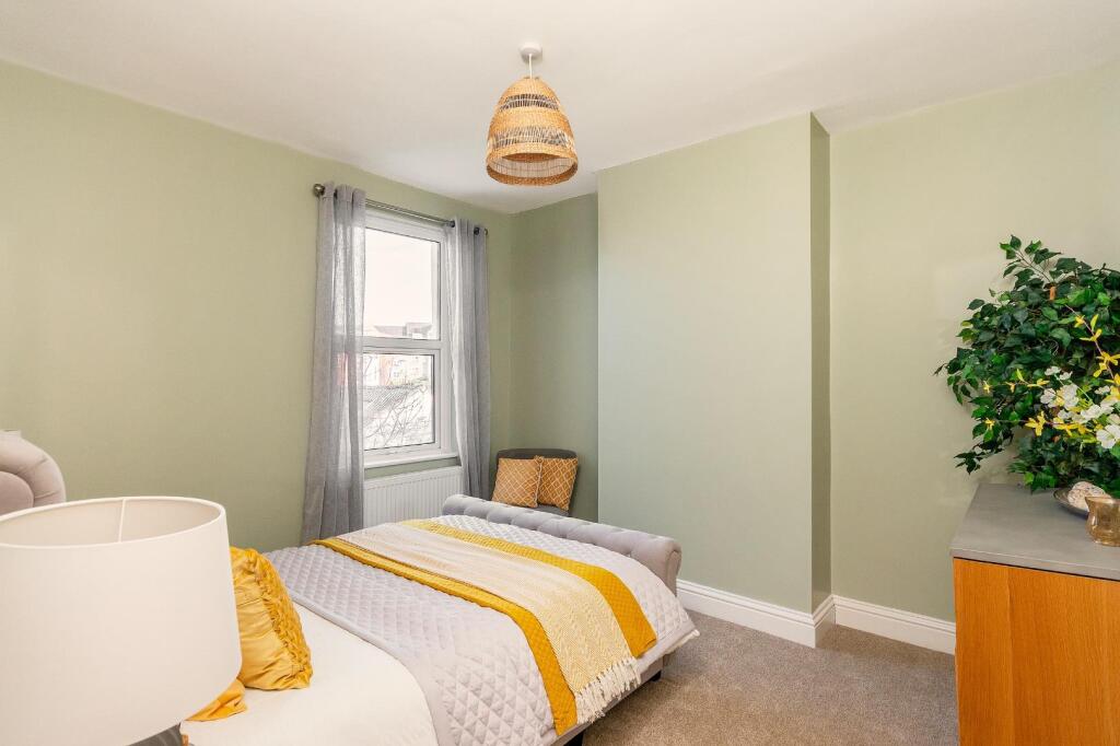 2R1RGK - Bedroom C.jpg