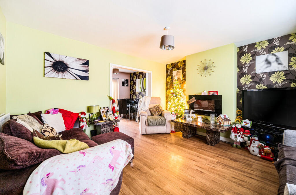 1383680-15-692da8...