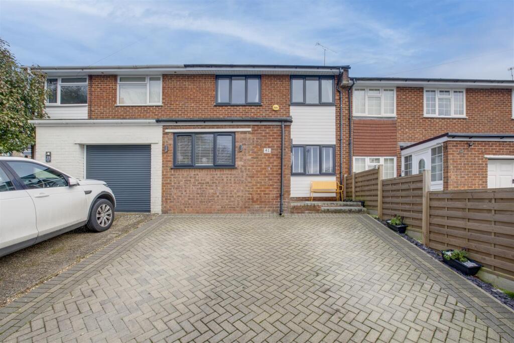 41 Columbine Road, HP15 6BS-14.jpg