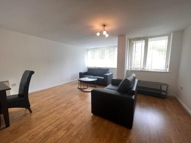 living area (9).jpg