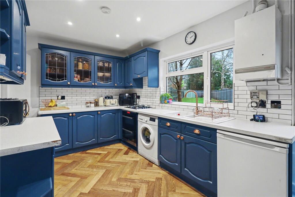Sackville Gardens, East Grinstead, West Sussex, RH19