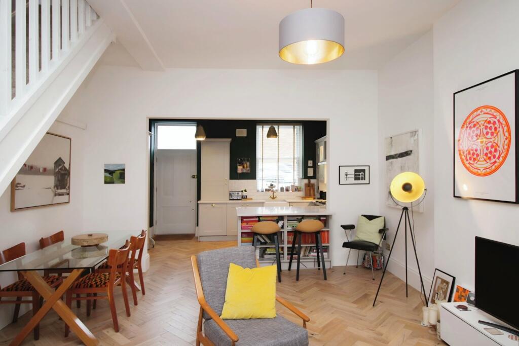 Kitchen/Living Room