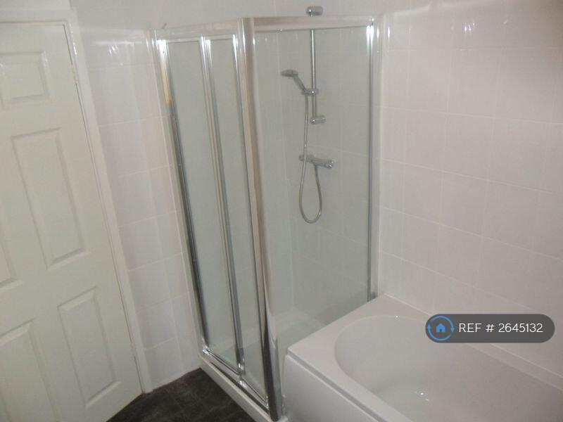 Seperate Shower Cubicle