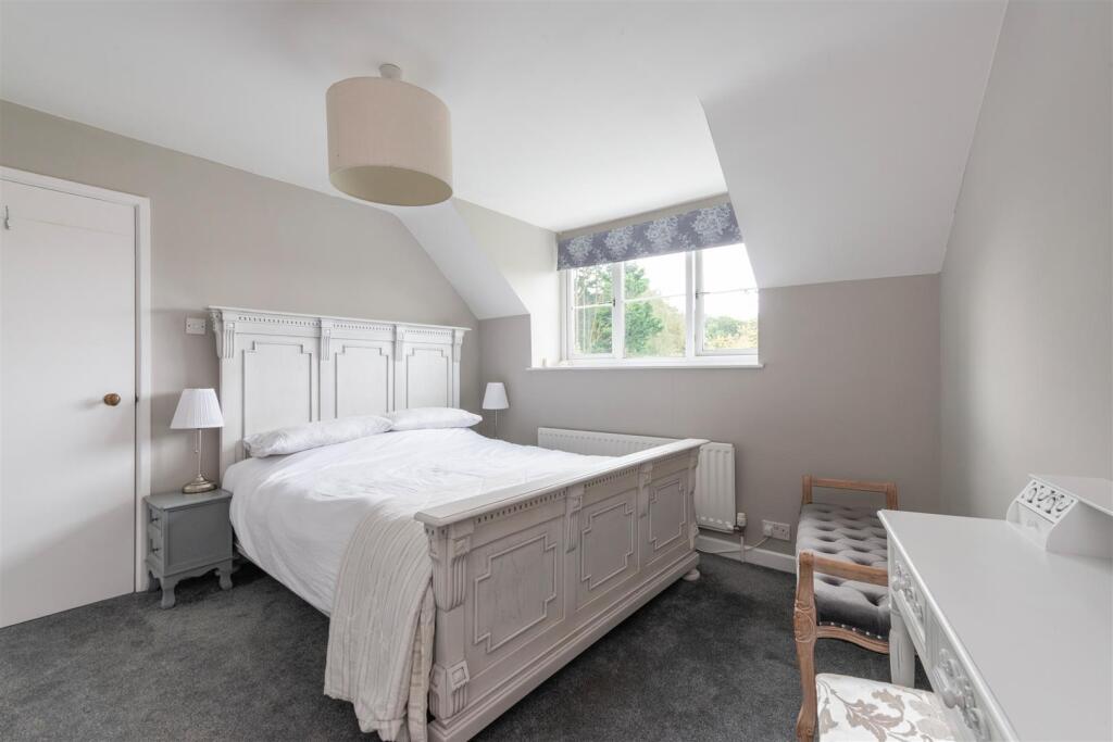 Cottage - Bedroom 2