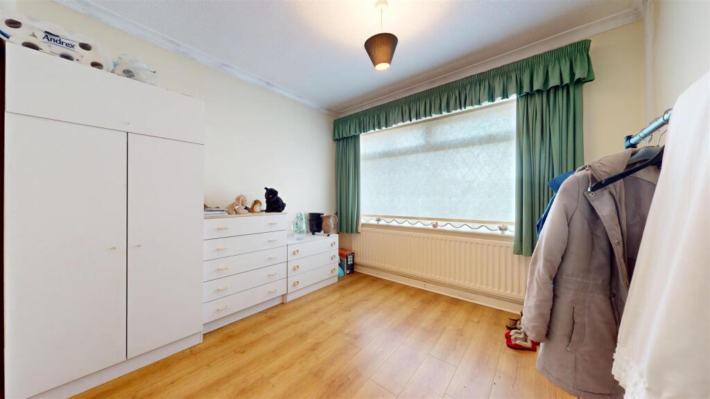 Stuart Crescent Bedroom