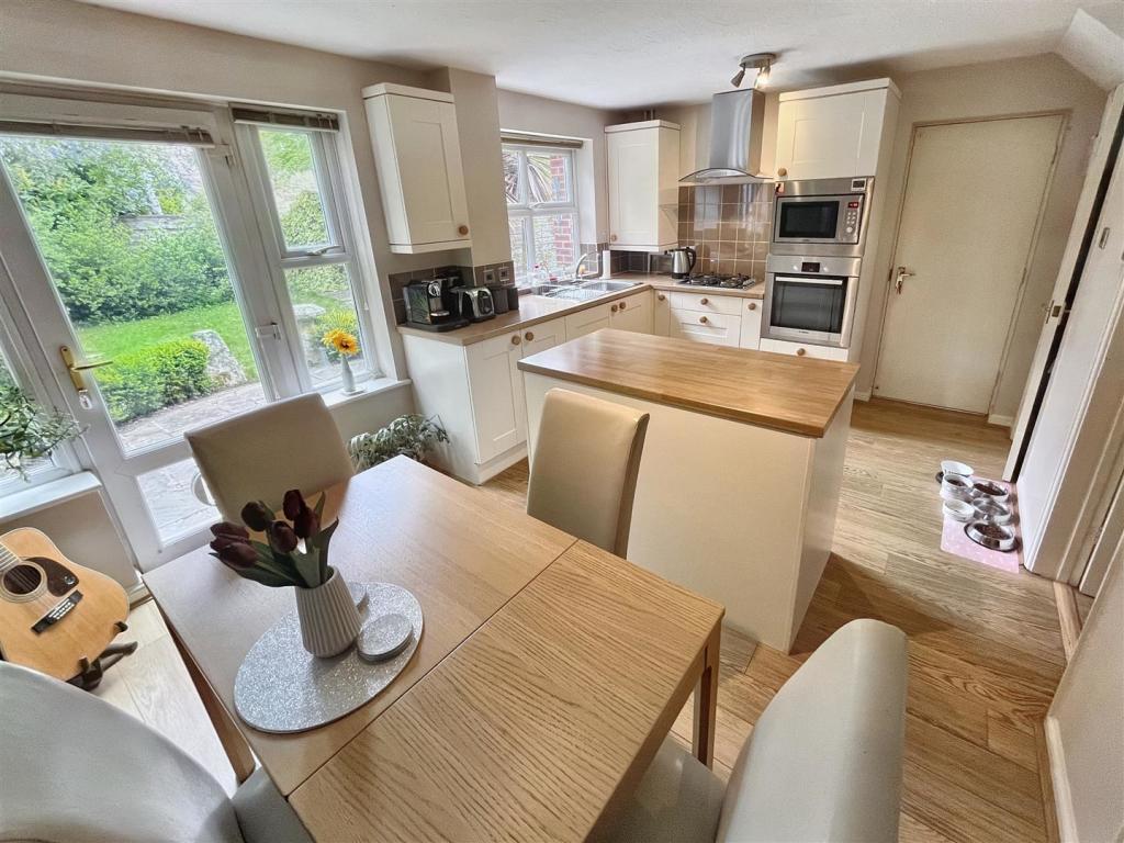 Dining Kitchen Aspect 3.jpg