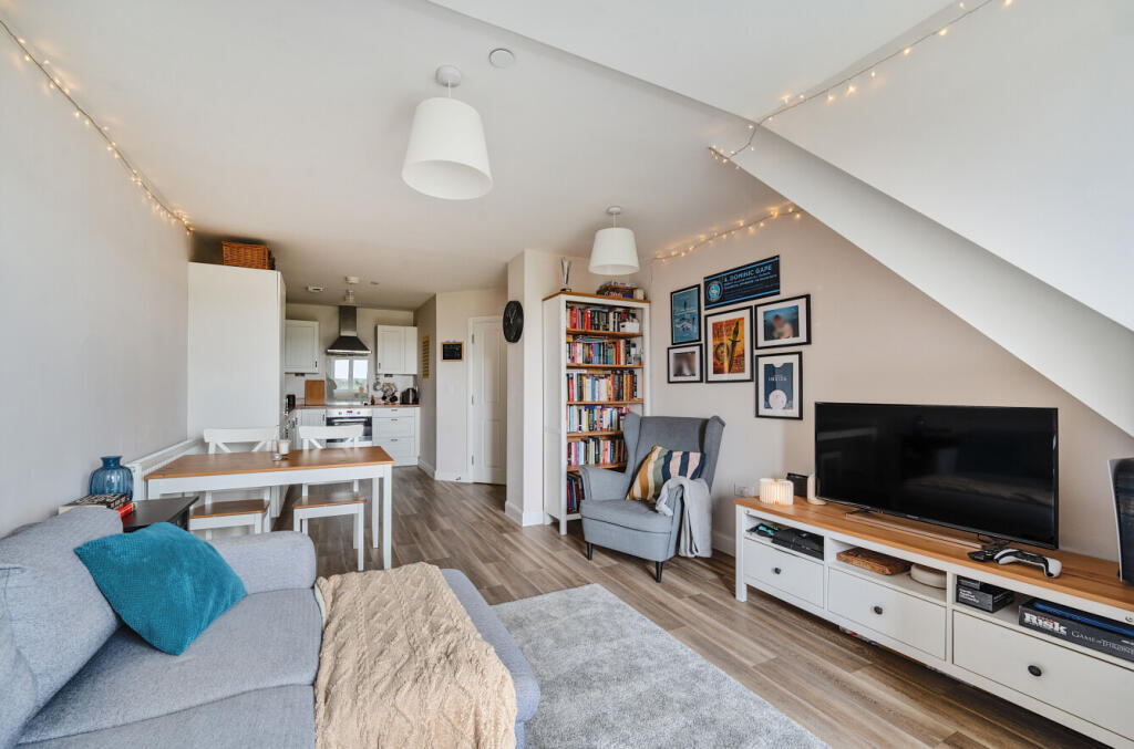 1289668-14-682eff...