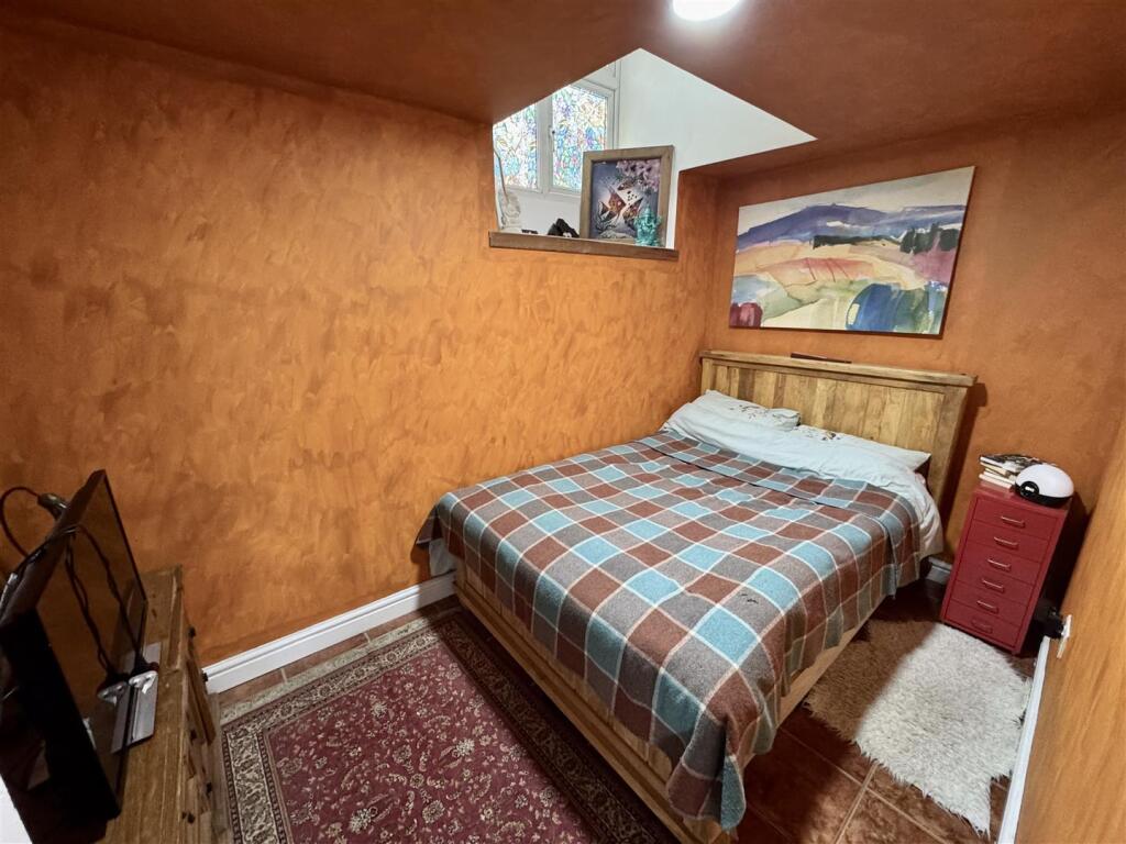 Ground Floor Bedroom 1