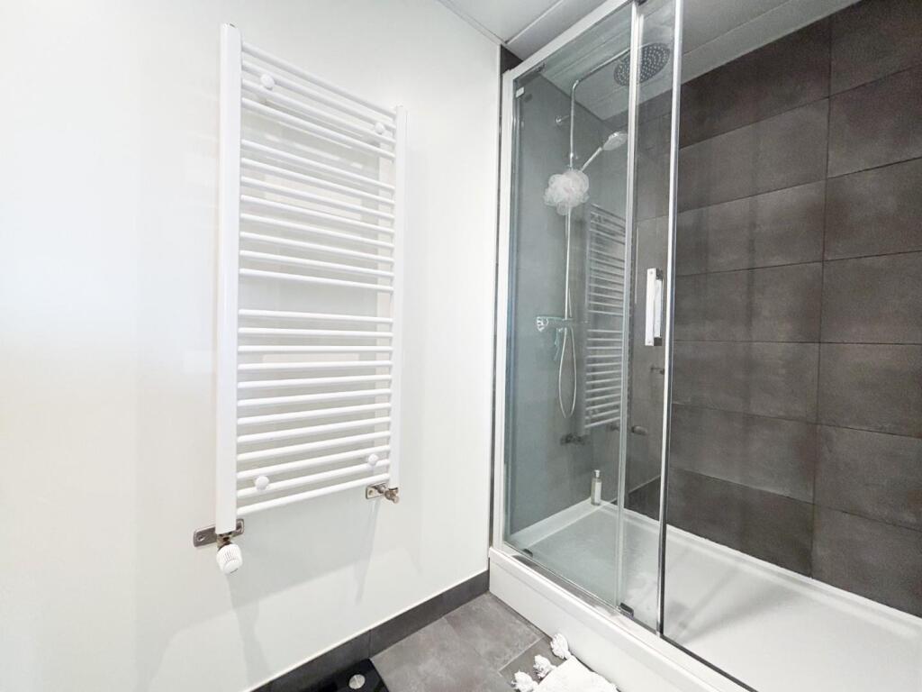 Ensuite Shower Room