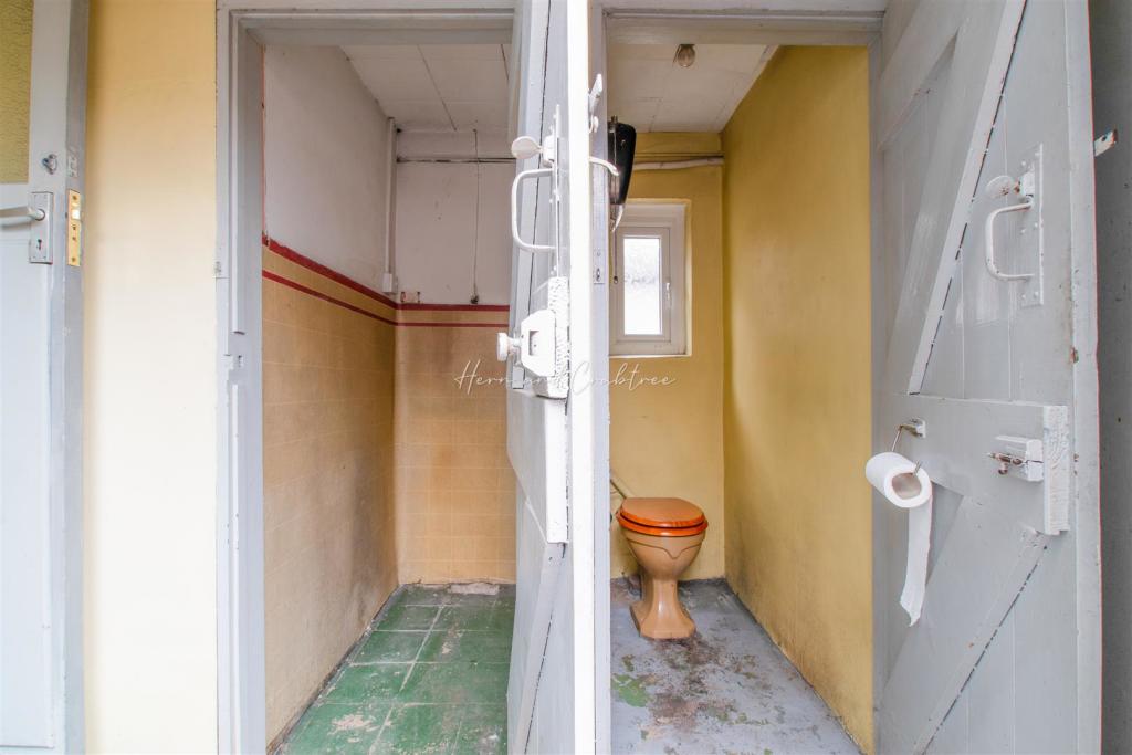 St Angela Road, Heath, HernCrabtree (13).jpg