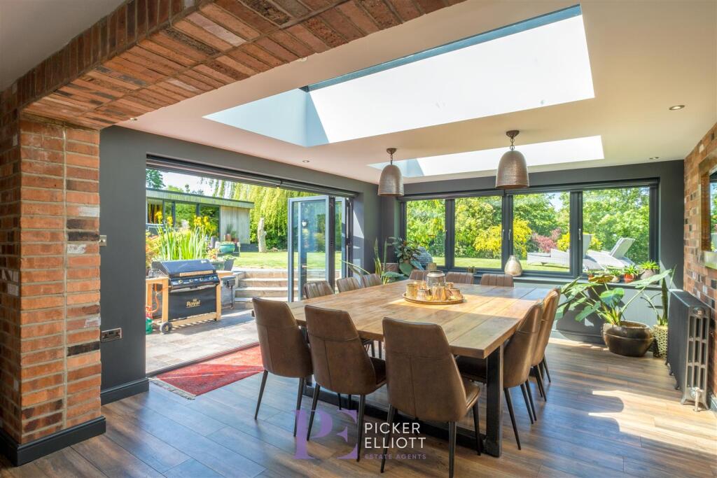 Impressive Living Kitchen/Dining Room