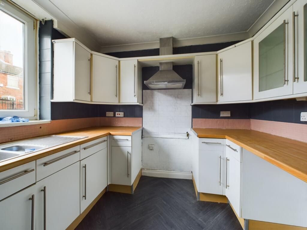 Kitchen (2)
