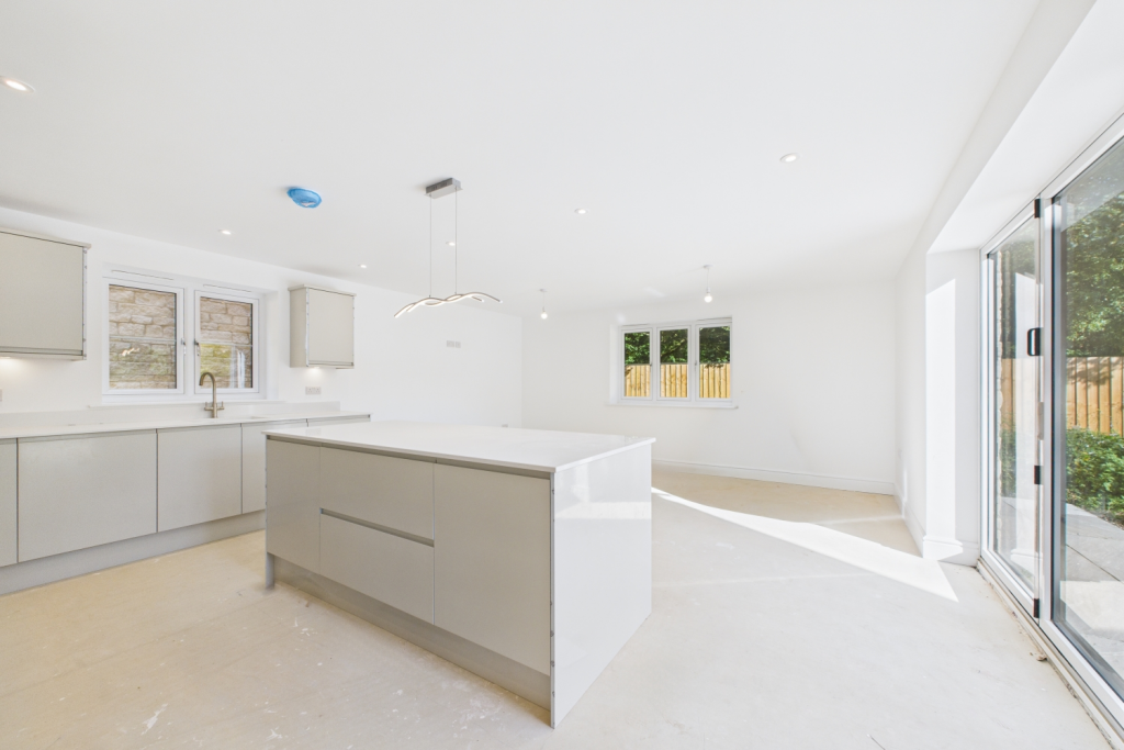 EweMove - Spalding - Pinstock Lane - Open Plan Liv