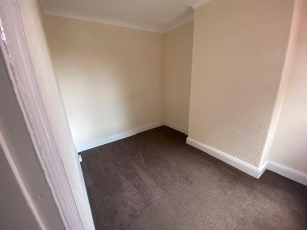 bedroom regent