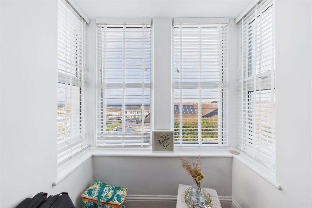 Bay Window