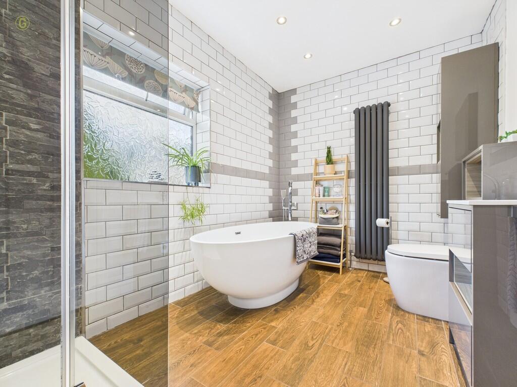 CAM03830G0-PR0128...