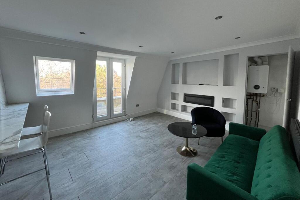 Third Floor Flat, 81 Brixton Hill, London SW2 1JE