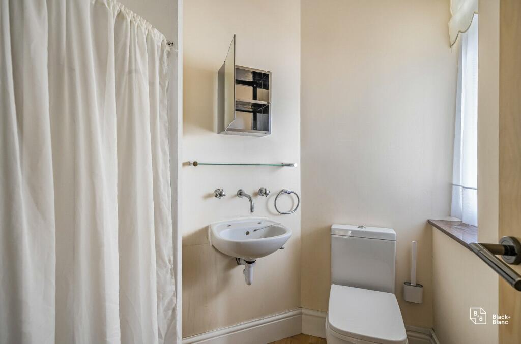 Bathroom 2