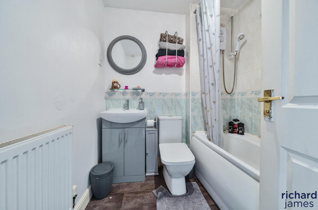 327825e09b5446bd82c92f4d70a45267