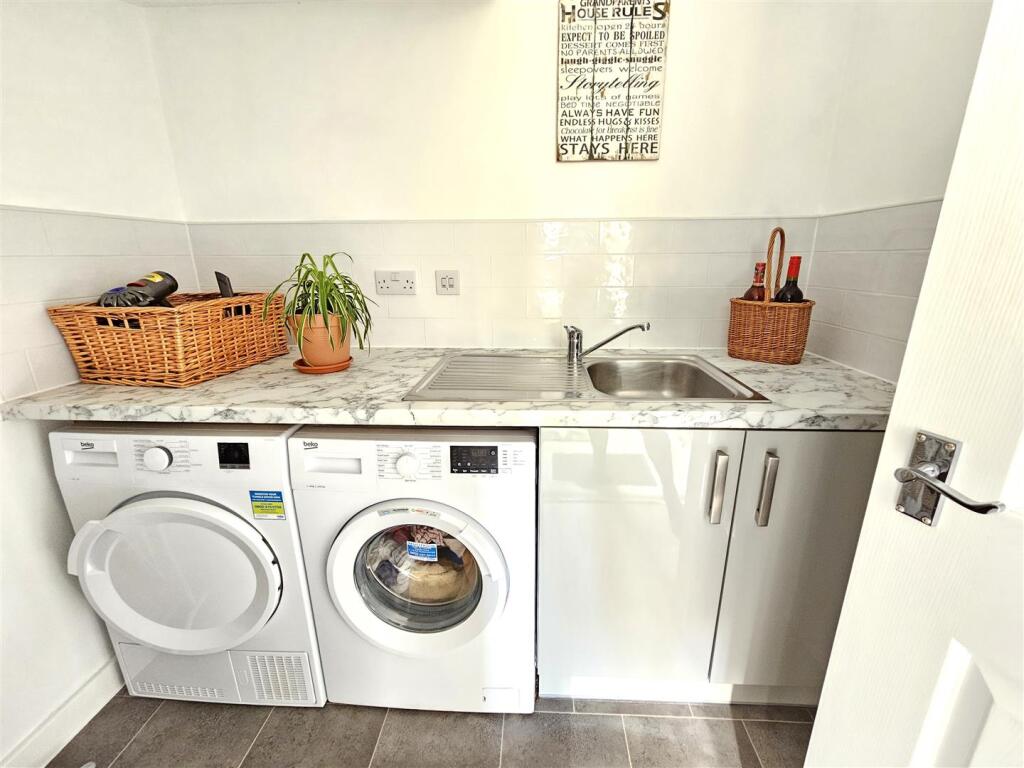 Utility Room.jpg
