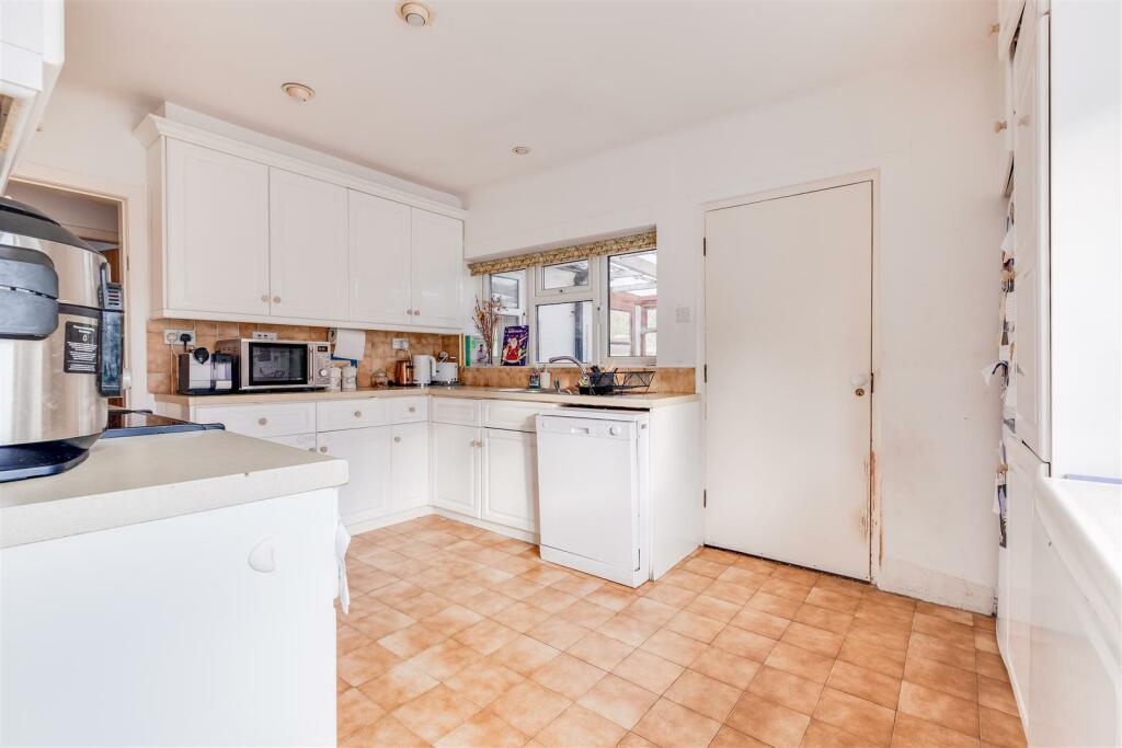 Constables - Greenfield Lane-11.jpg