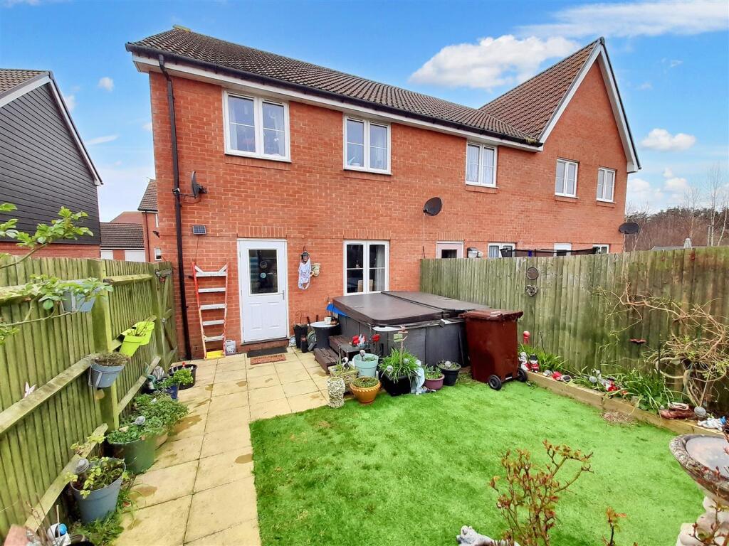 Rear garden 1 new.jpg