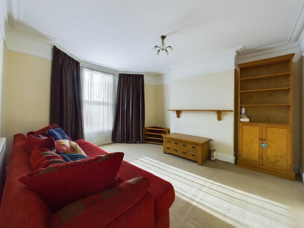 CAM03974G0-PR0090...