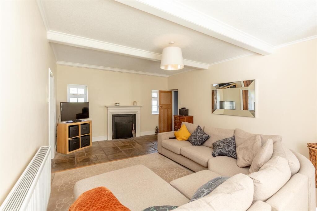 Chapel Cottage, Long Ashton Living 2.jpg