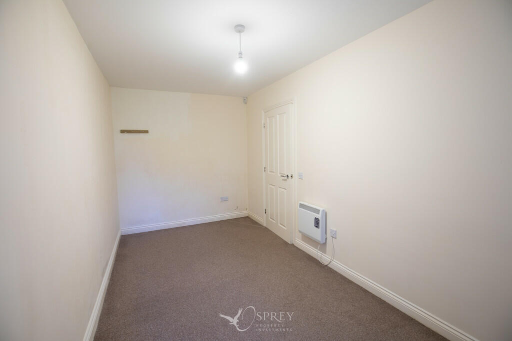 2 Trinity bedroom...