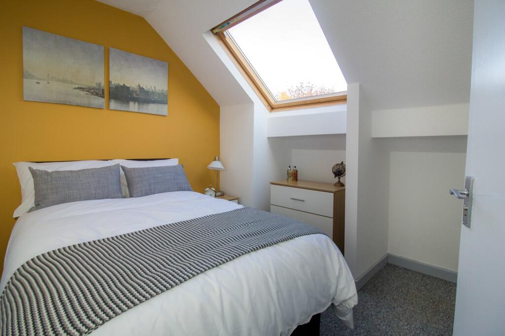 Student Digs - Hinck