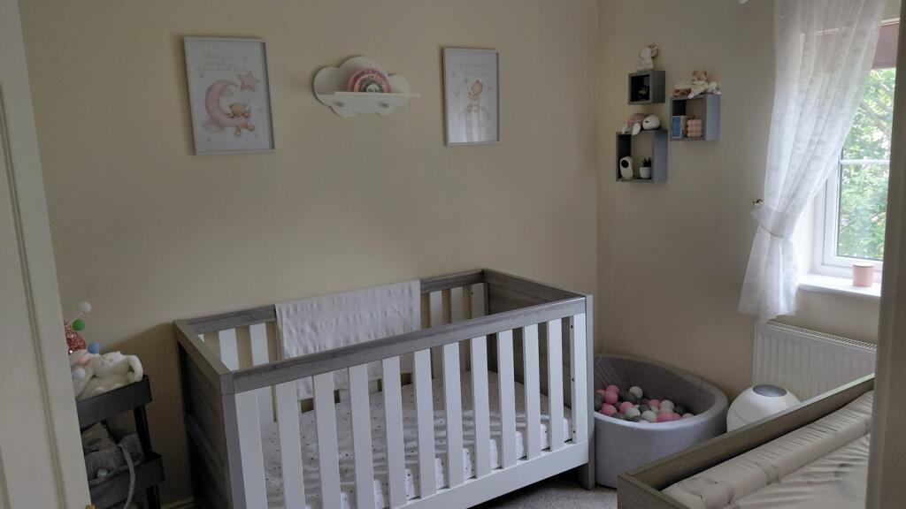 5 Blackthorn bedroom 1