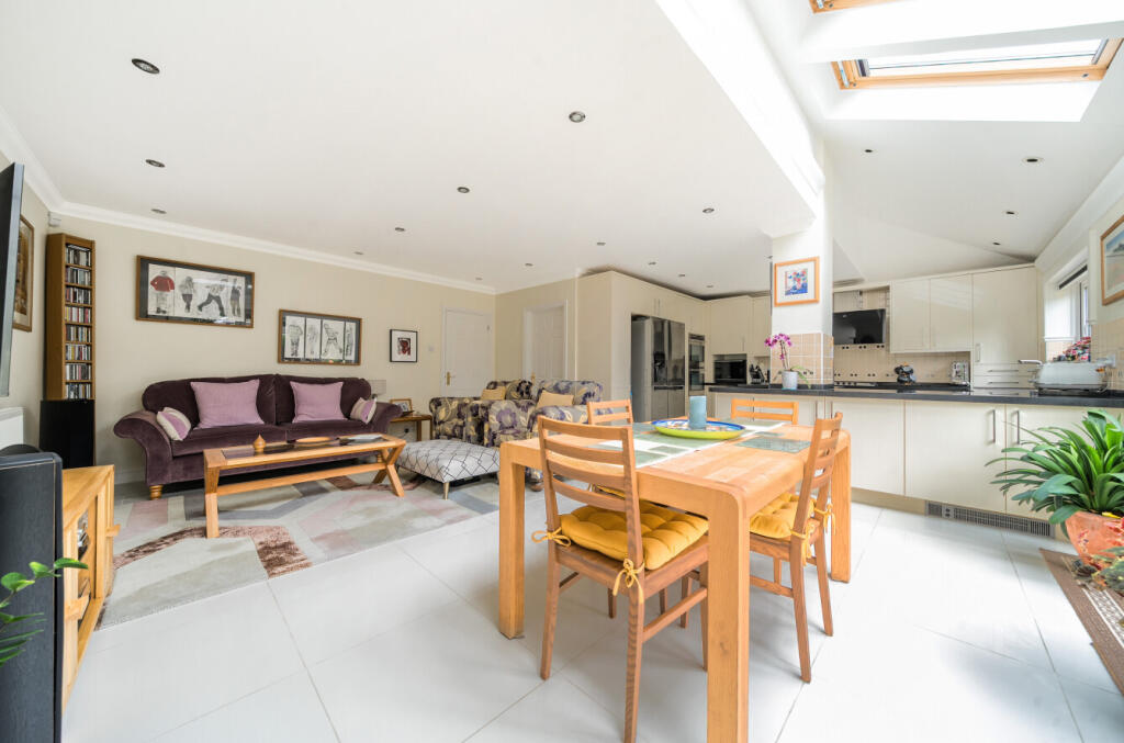 1317315-22-686576...