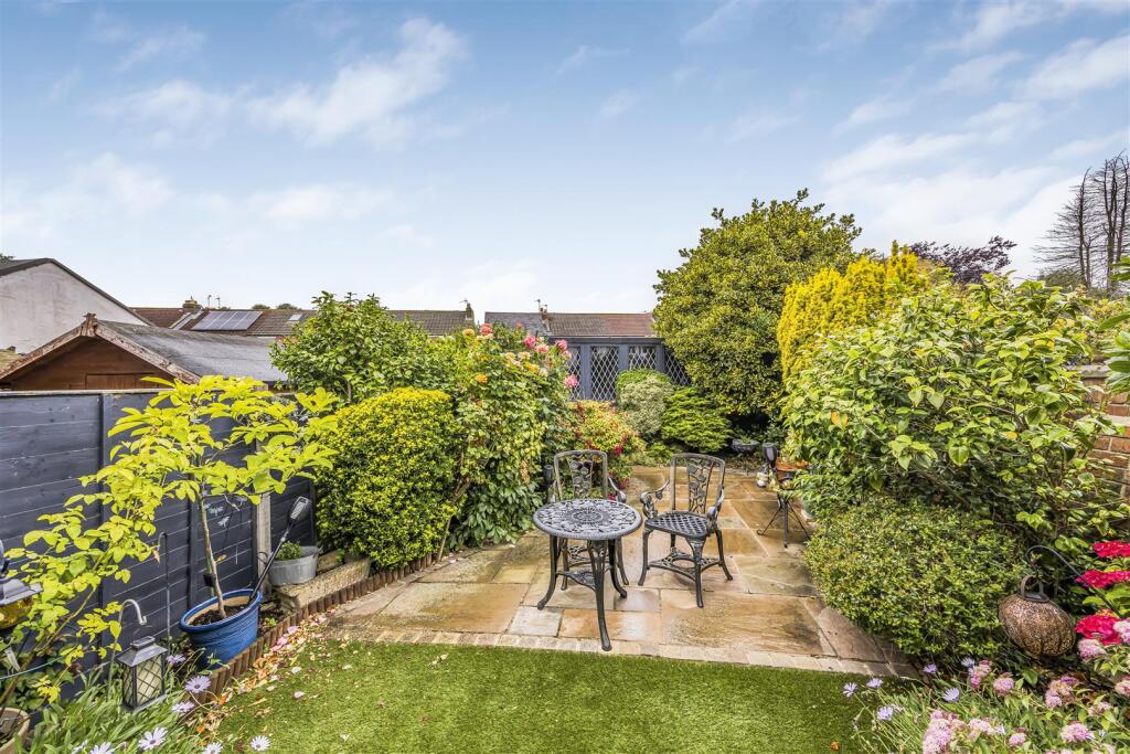 22 Romsey Avenue, Portsmouth-PorticoMarketing-Sold