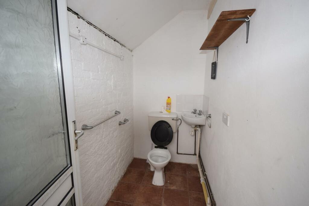 OUTSIDE WC.JPG