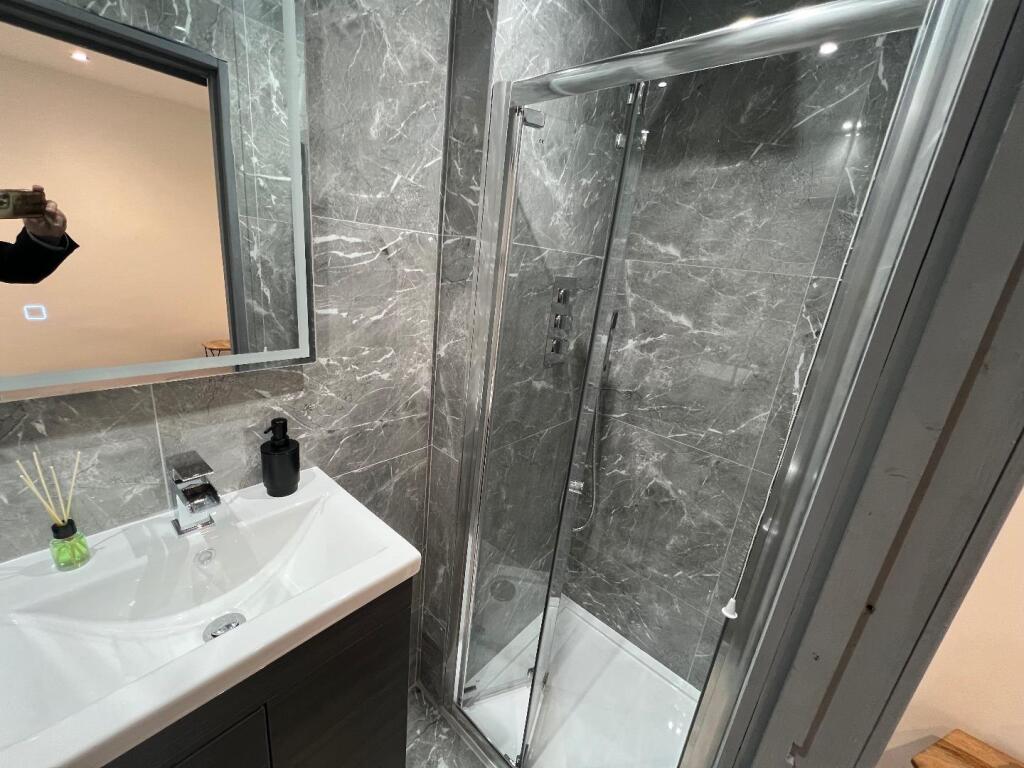 Ensuite Shower Room