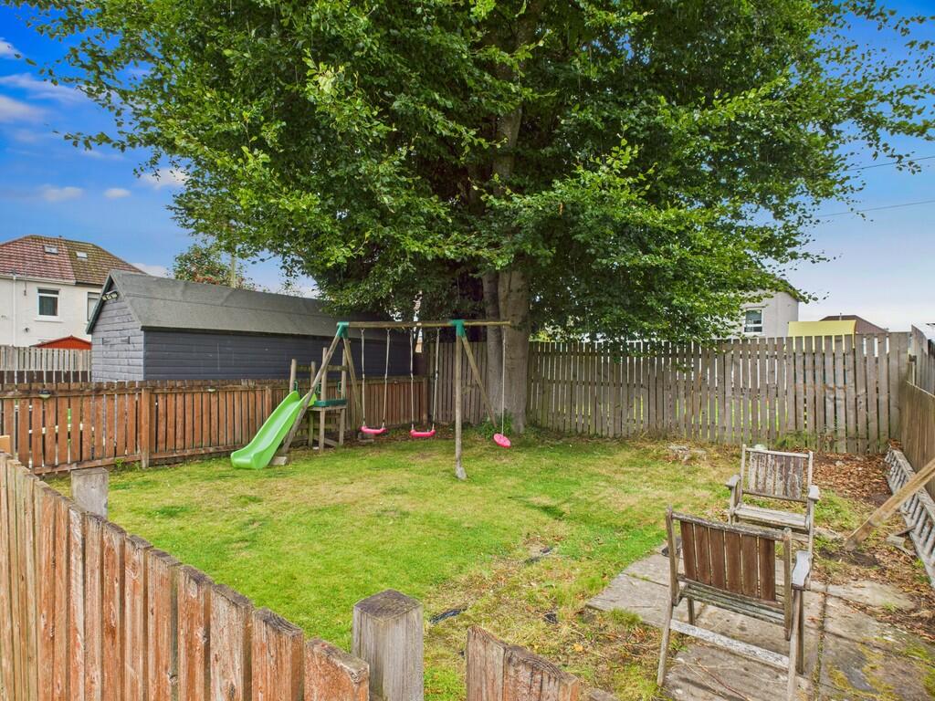 CAM05526G0-PR0027...