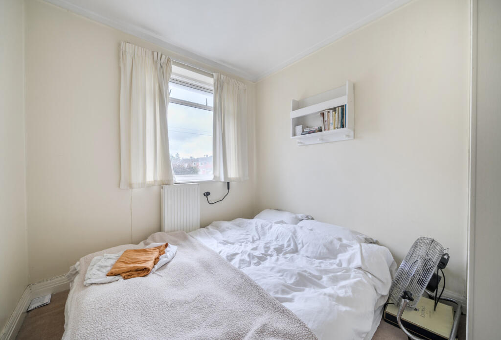 1346590-8-68b811e...