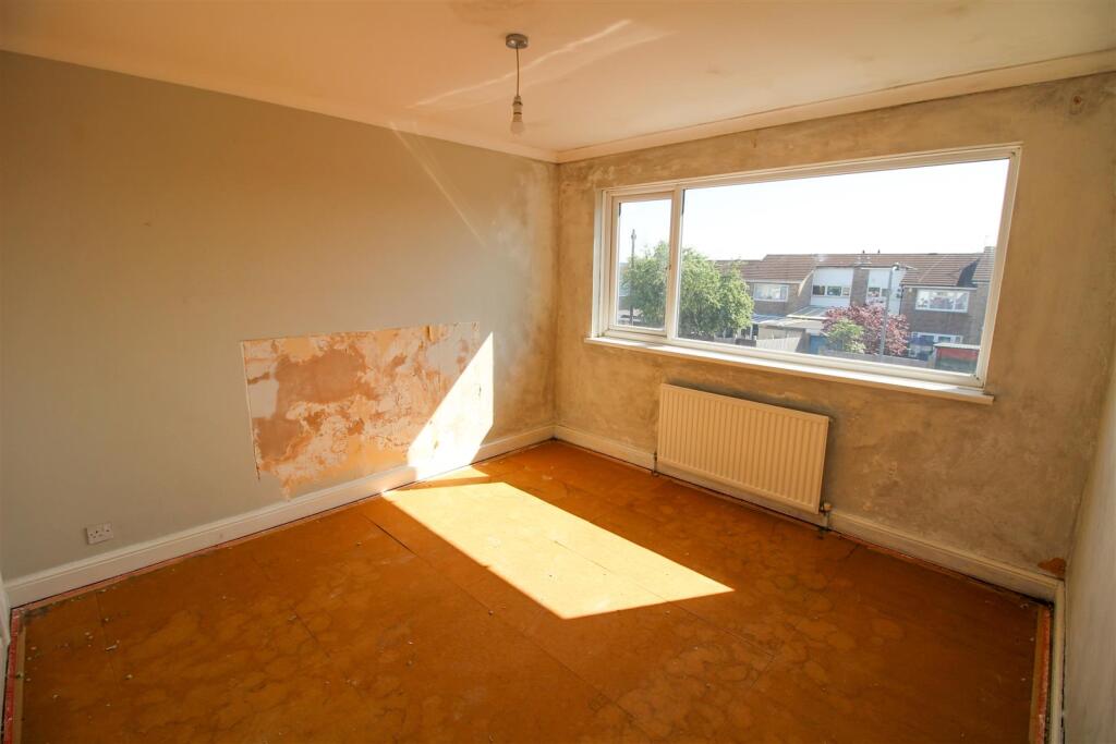 Bedroom 1_edited.jpg