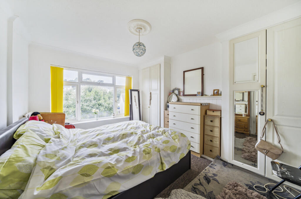 1324439-25-6877c7...