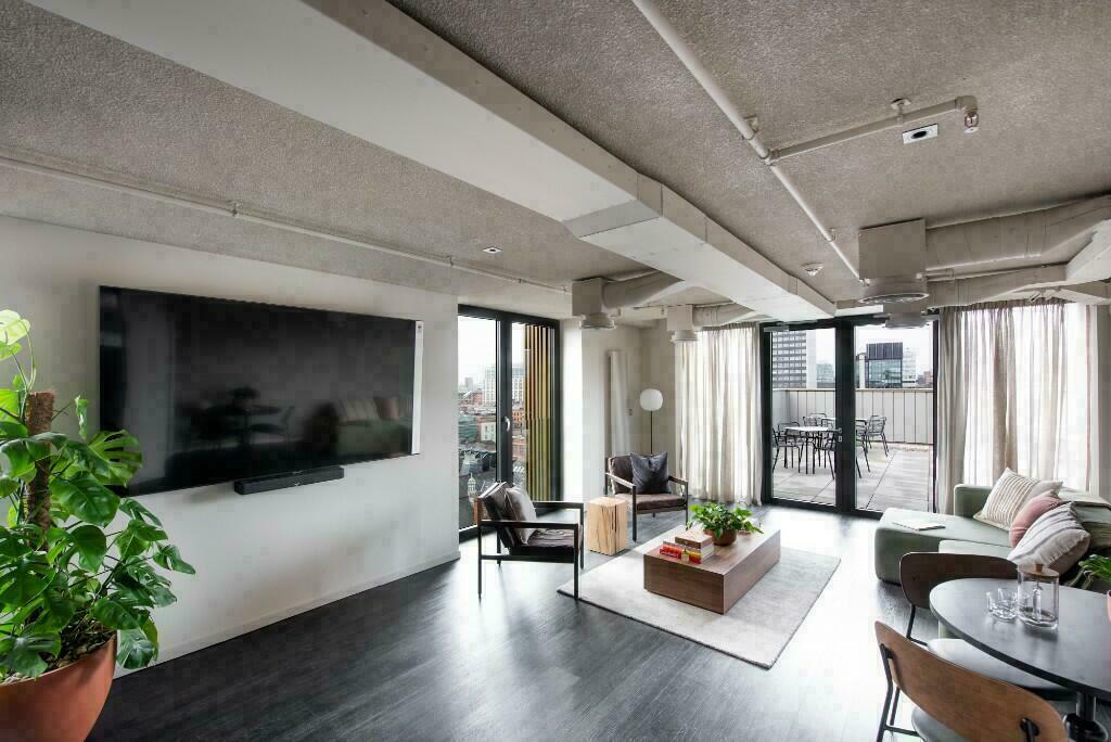 Resident lounge